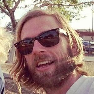 Meet your Posher, Max